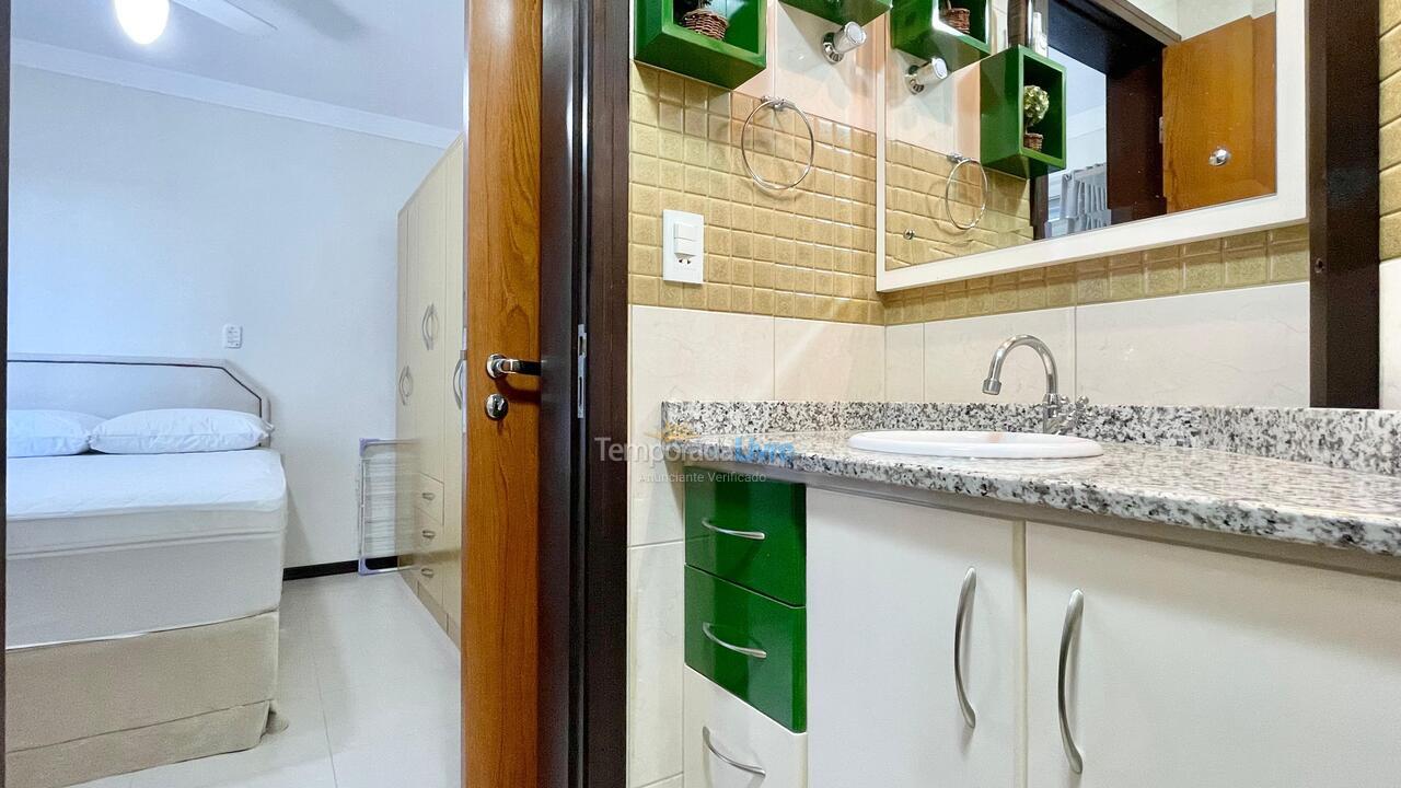 Apartamento para alquiler de vacaciones em Itapema (Meia Praia)