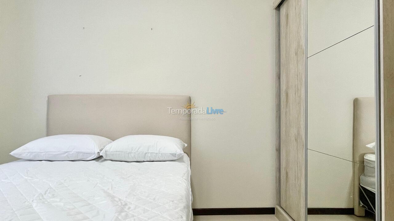 Apartamento para alquiler de vacaciones em Itapema (Meia Praia)