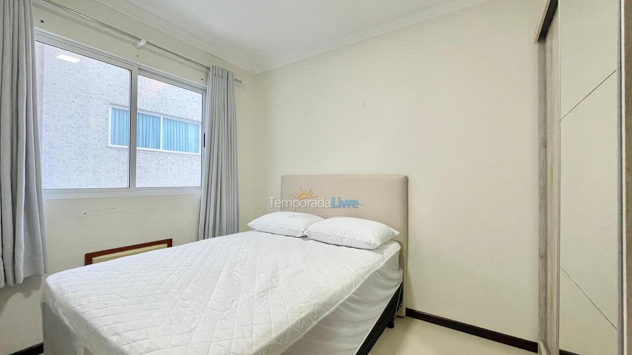 Apartamento para alquiler de vacaciones em Itapema (Meia Praia)