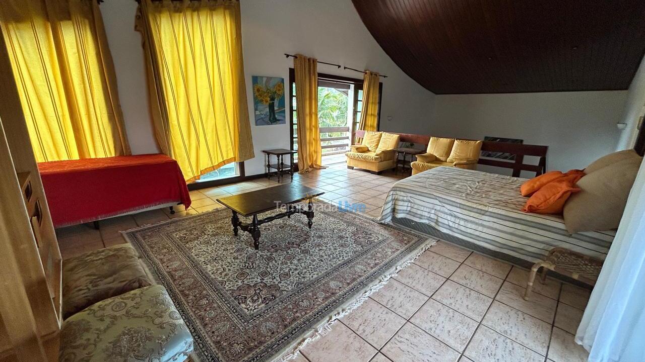 Casa para aluguel de temporada em Guarujá (Praia do Pernambuco)