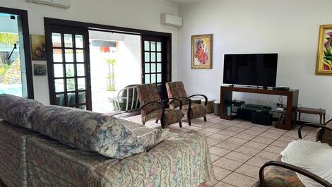 Magnifica Casa,.Cond. Jd. Acapulco