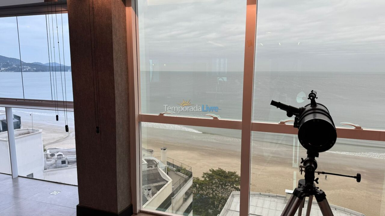 House for vacation rental in Itapema (Meia Praia)