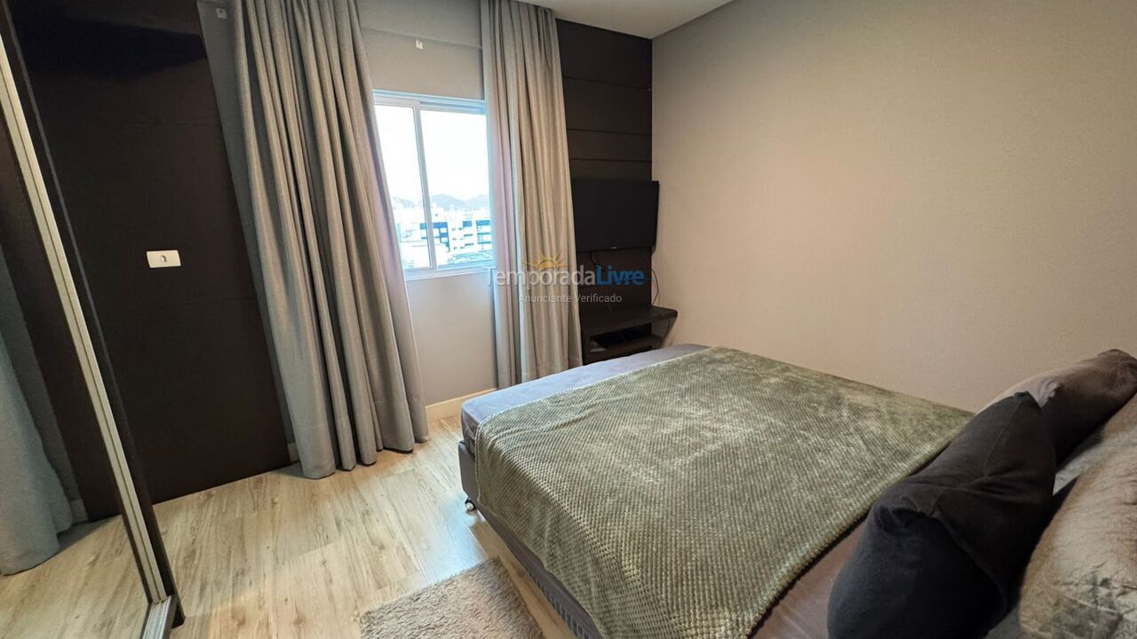 House for vacation rental in Itapema (Meia Praia)