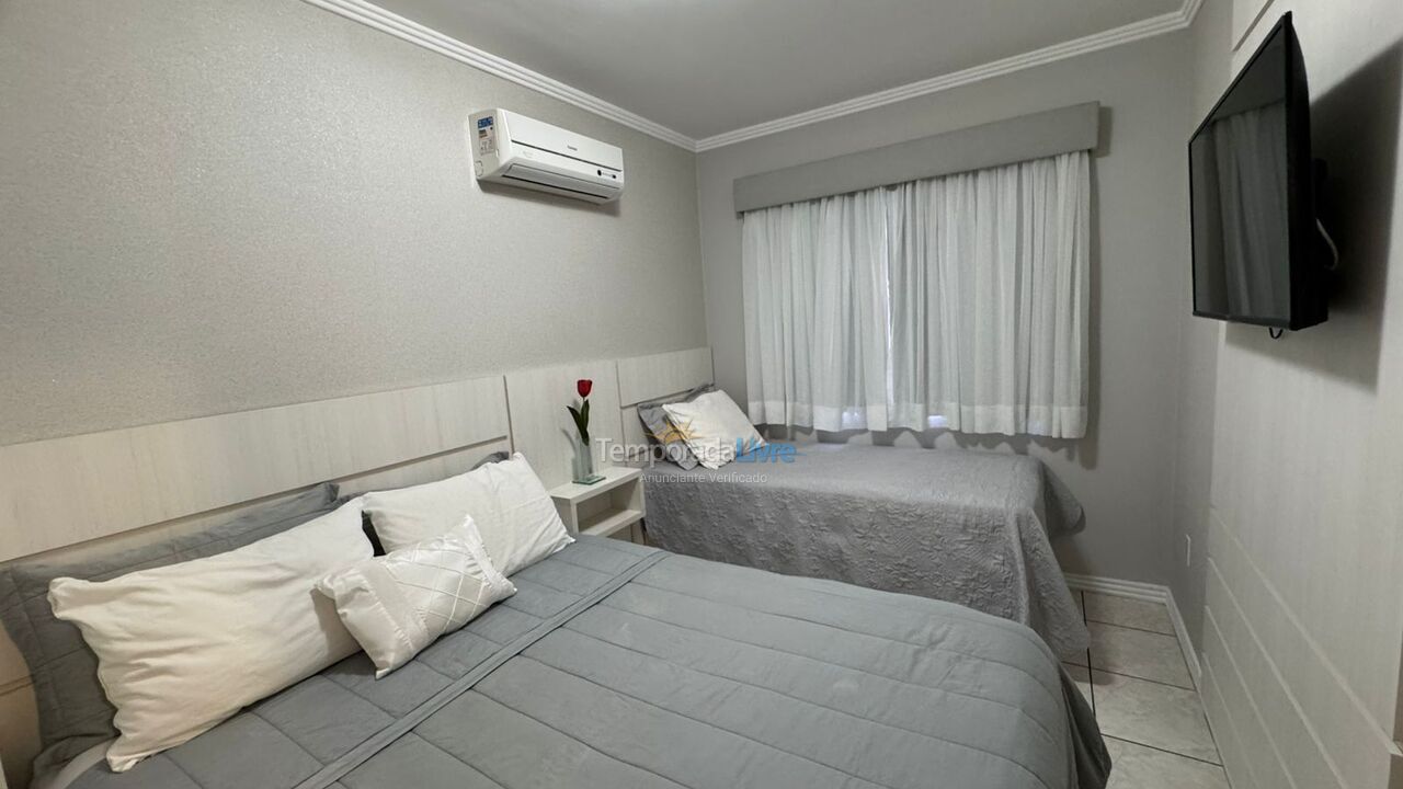 Apartment for vacation rental in Itapema (Meia Praia)