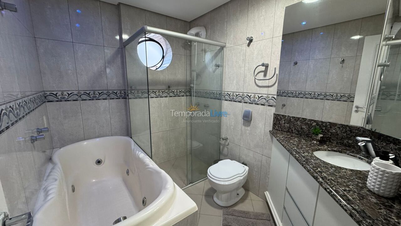 Apartment for vacation rental in Itapema (Meia Praia)