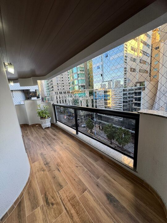 Apartment for vacation rental in Itapema (Meia Praia)