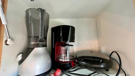 Apartamento em Bombas com Piscina no Condomínio