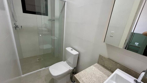 Apartamento em Bombas com Piscina no Condomínio