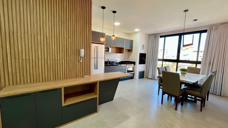 Apartamento em Bombas com Piscina no Condomínio