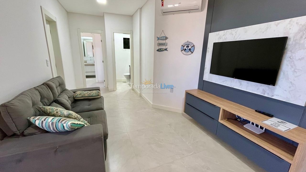 Apartamento para aluguel de temporada em Bombinhas (Praia de Bombas)