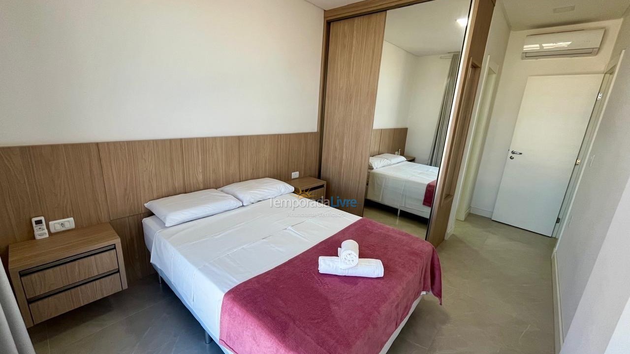 Apartamento para aluguel de temporada em Bombinhas (Praia de Bombas)