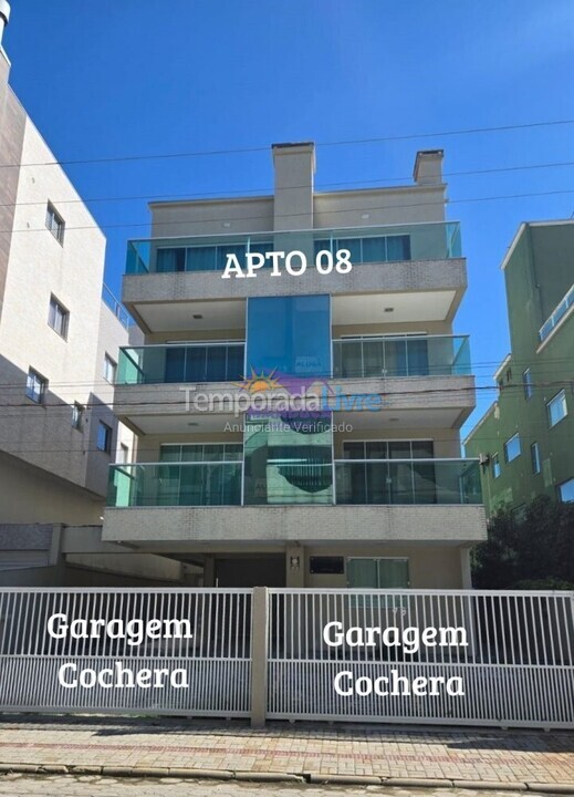 Apartamento para aluguel de temporada em Bombinhas (Praia de Quatro Ilhas)