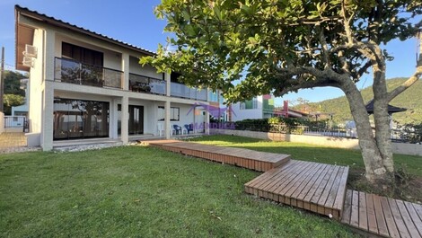Casa para alugar em Bombinhas - Praia de Quatro Ilhas