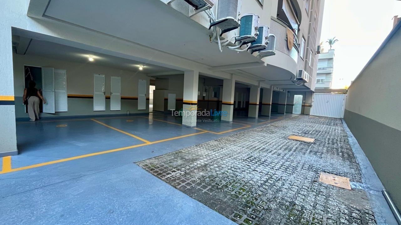 Apartamento para alquiler de vacaciones em Bombinhas (Praia de Bombas)