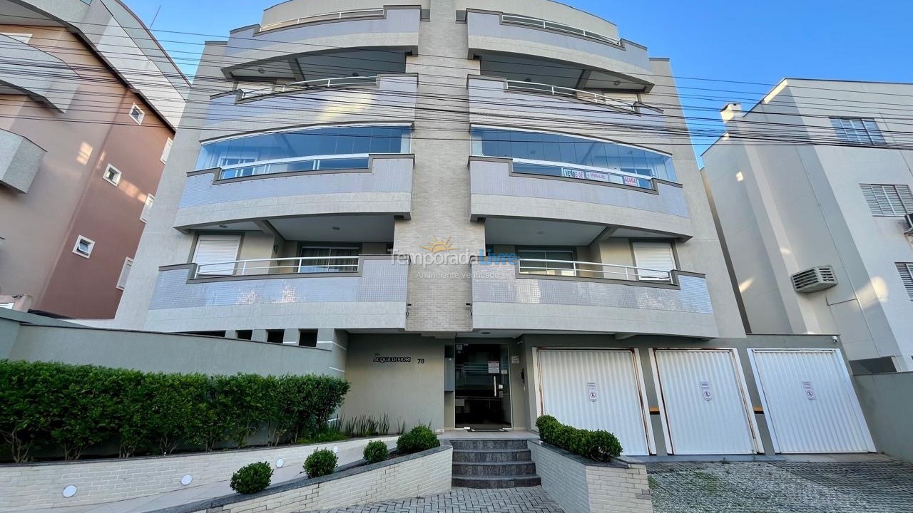 Apartamento para alquiler de vacaciones em Bombinhas (Praia de Bombas)