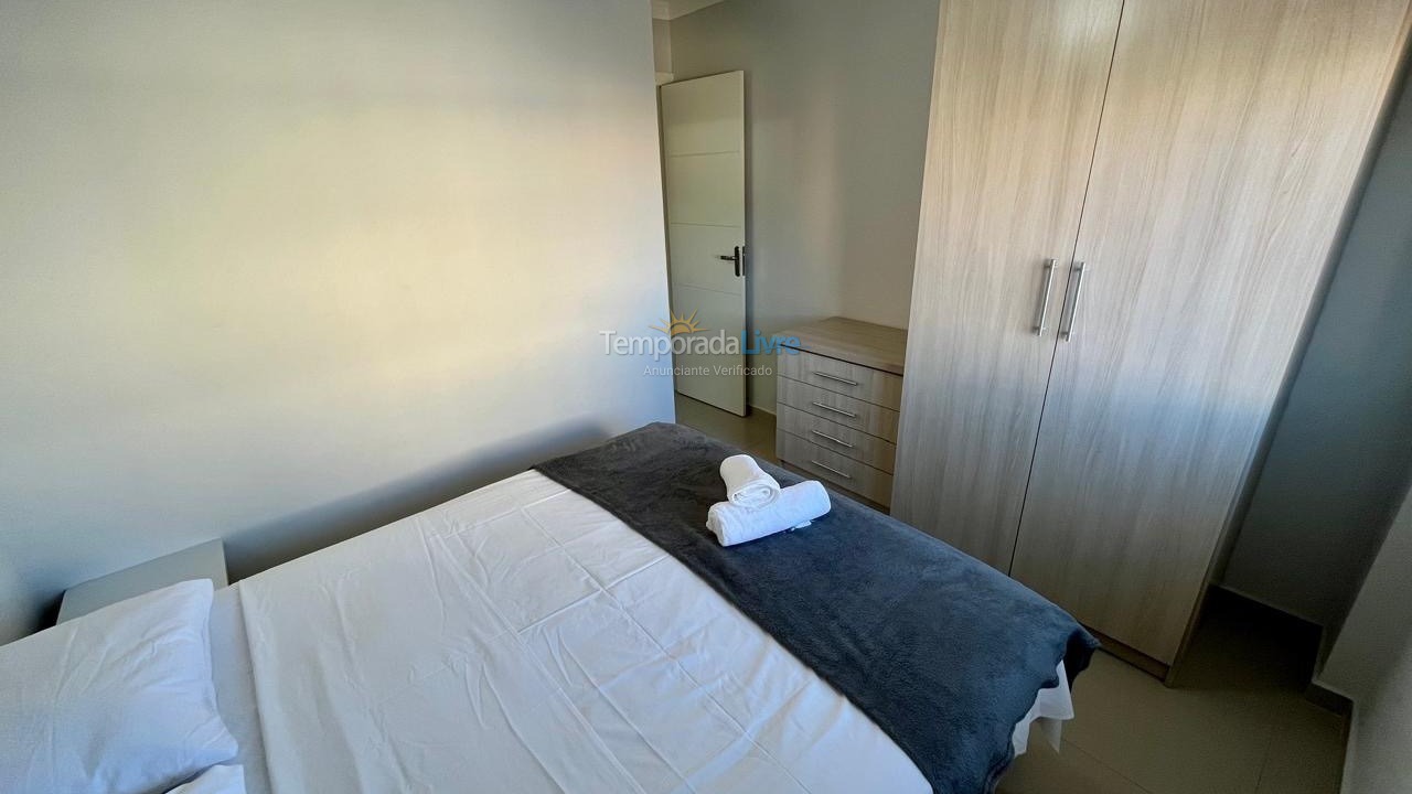 Apartamento para alquiler de vacaciones em Bombinhas (Praia de Bombas)