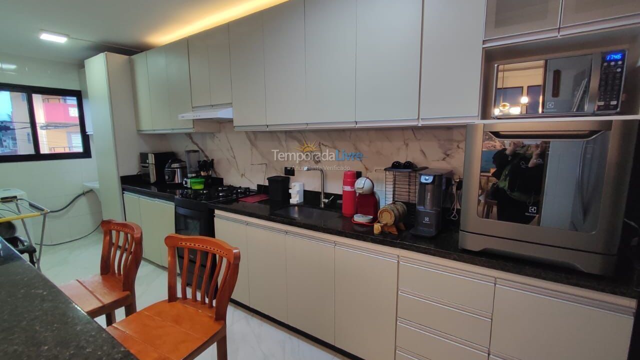 Apartamento para aluguel de temporada em Ubatuba (Praia Grande)