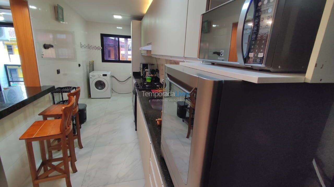 Apartamento para aluguel de temporada em Ubatuba (Praia Grande)