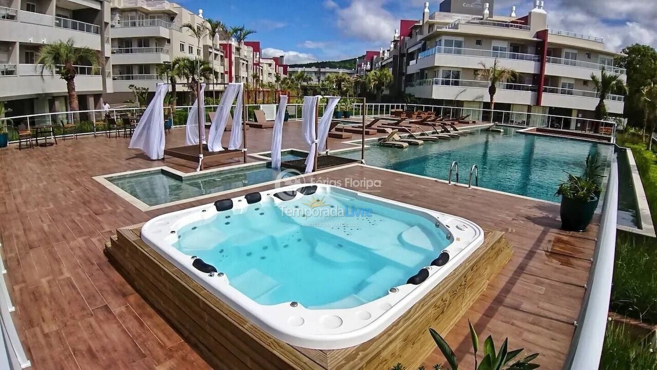 Apartamento para aluguel de temporada em Florianopolis (Campeche)