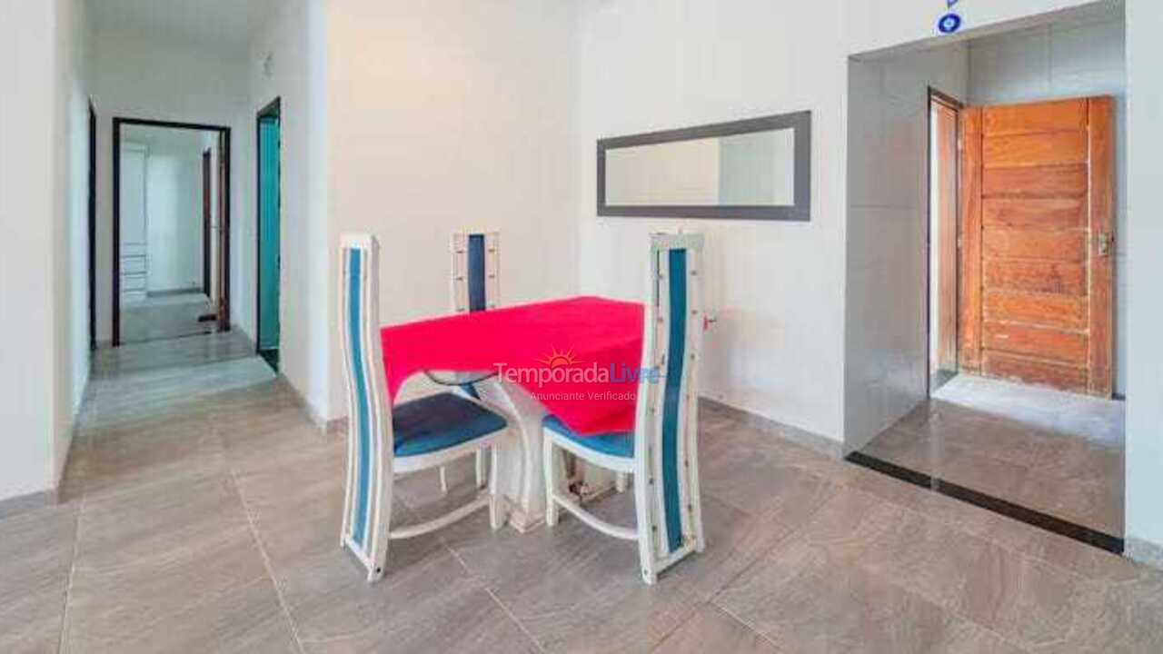 Casa para aluguel de temporada em Camaçari (Barra do Jacuípe)