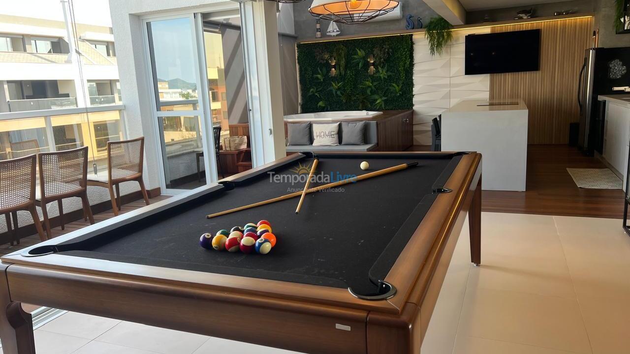 Apartamento para aluguel de temporada em Florianópolis (Jurere Tradicional)