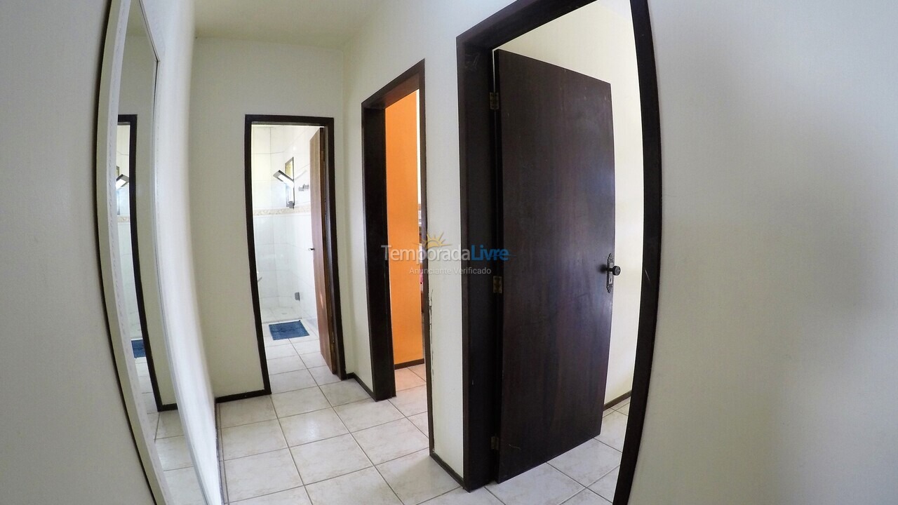 Apartment for vacation rental in Garopaba (Praia da Ferrugem)