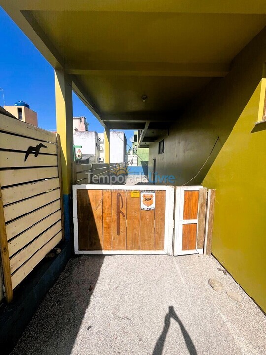 Apartment for vacation rental in Garopaba (Praia da Ferrugem)