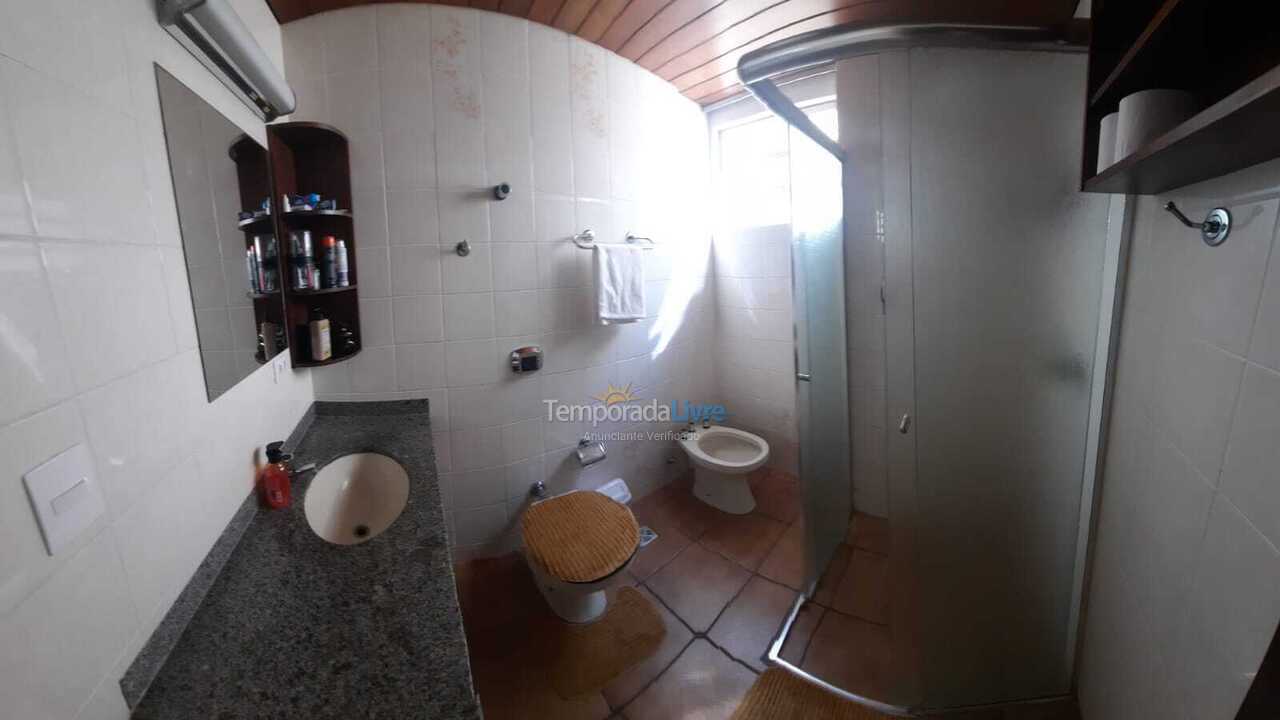 Apartment for vacation rental in Bombinhas (Praia de Bombas)