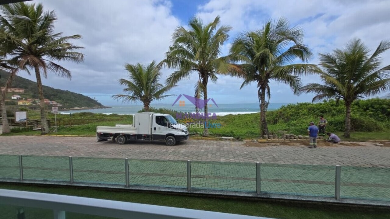 Apartamento para aluguel de temporada em Bombinhas (Praia de Quatro Ilhas)