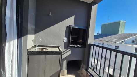 JURERÊ, 2 SUÍTES, A 300 METROS DA PRAIA