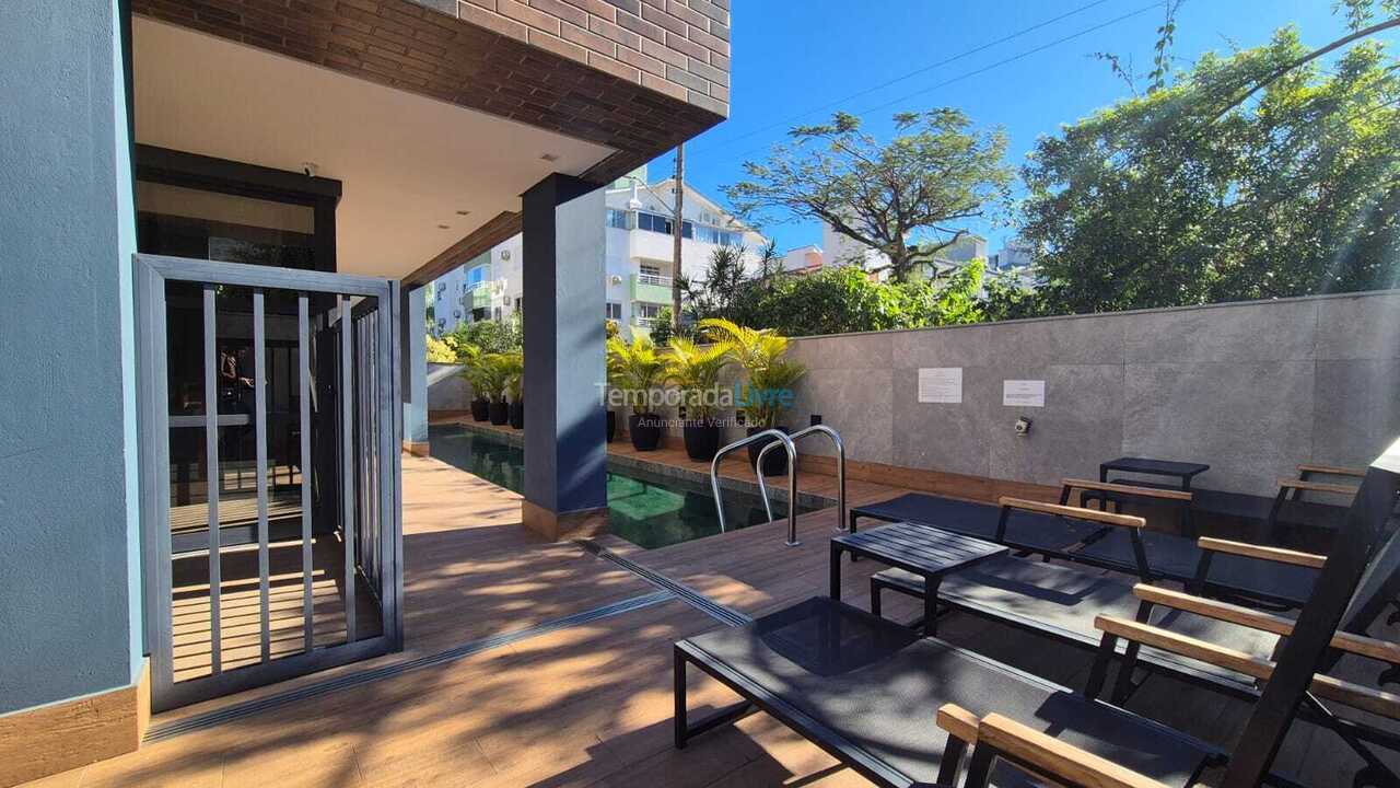 Apartamento para aluguel de temporada em Florianópolis (Jurere Tradicional)