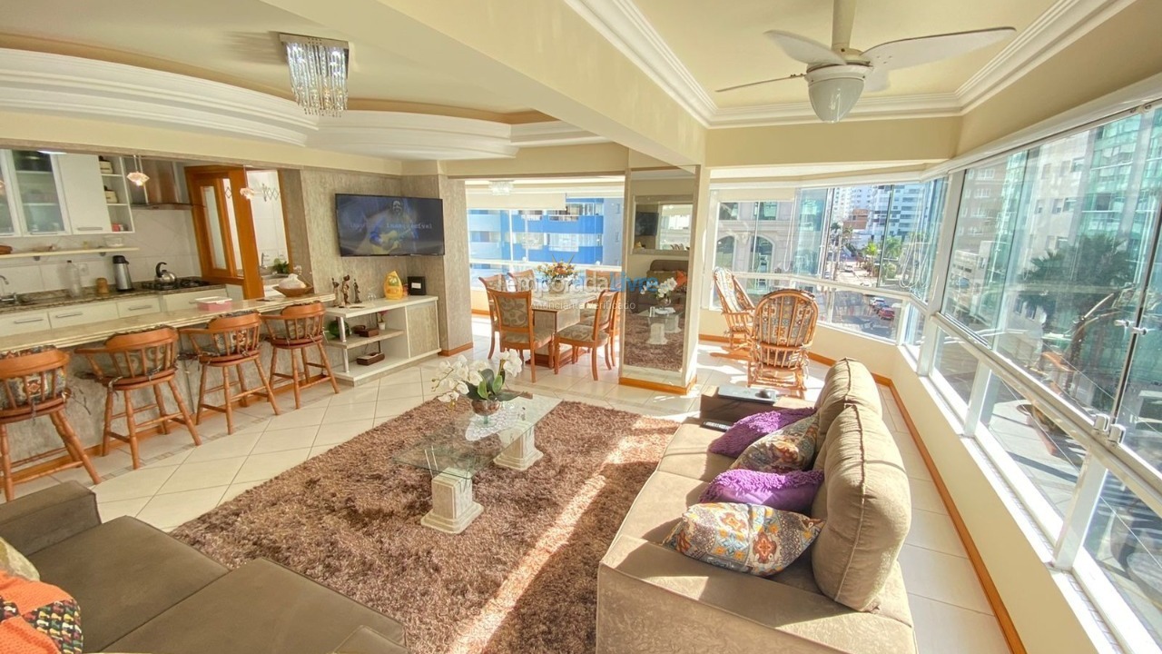 Apartamento para aluguel de temporada em Capão da Canoa (Navegantes)