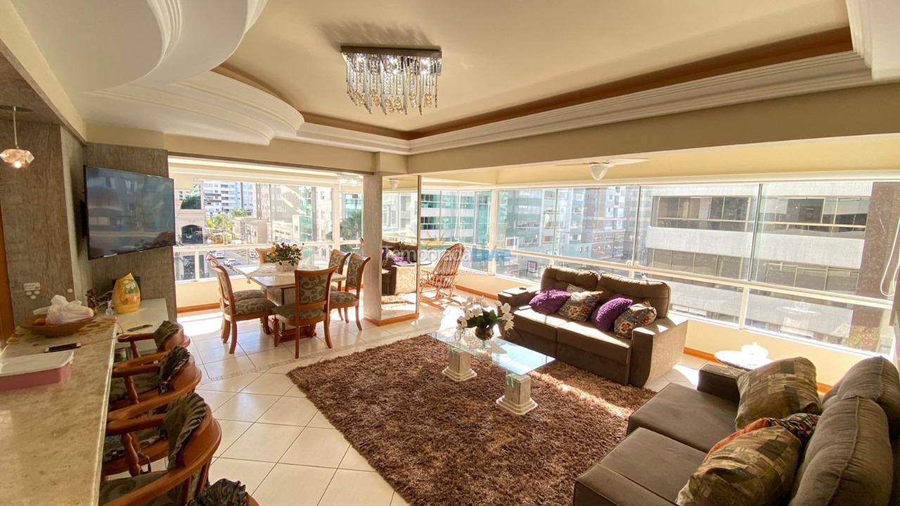 Apartamento para aluguel de temporada em Capão da Canoa (Navegantes)