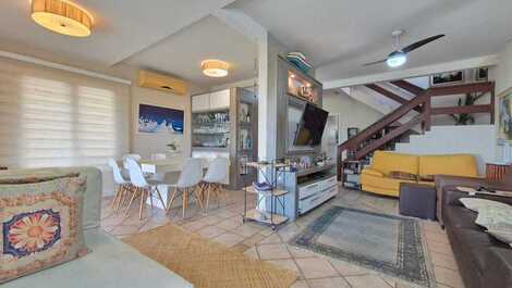 JURERÊ, 5 BEDROOMS (1 SUITE), SEA FRONT