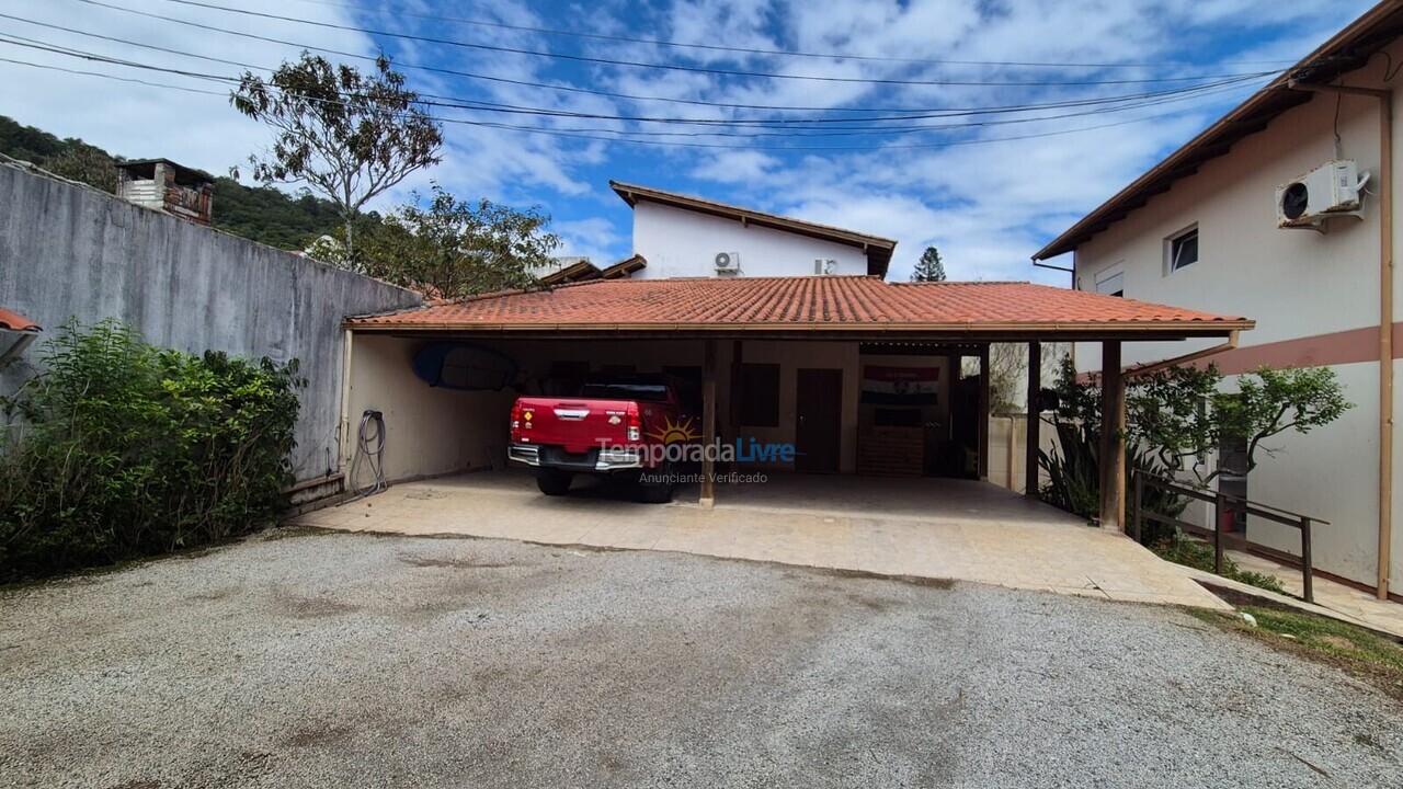 House for vacation rental in Florianópolis (Jurere Tradicional)
