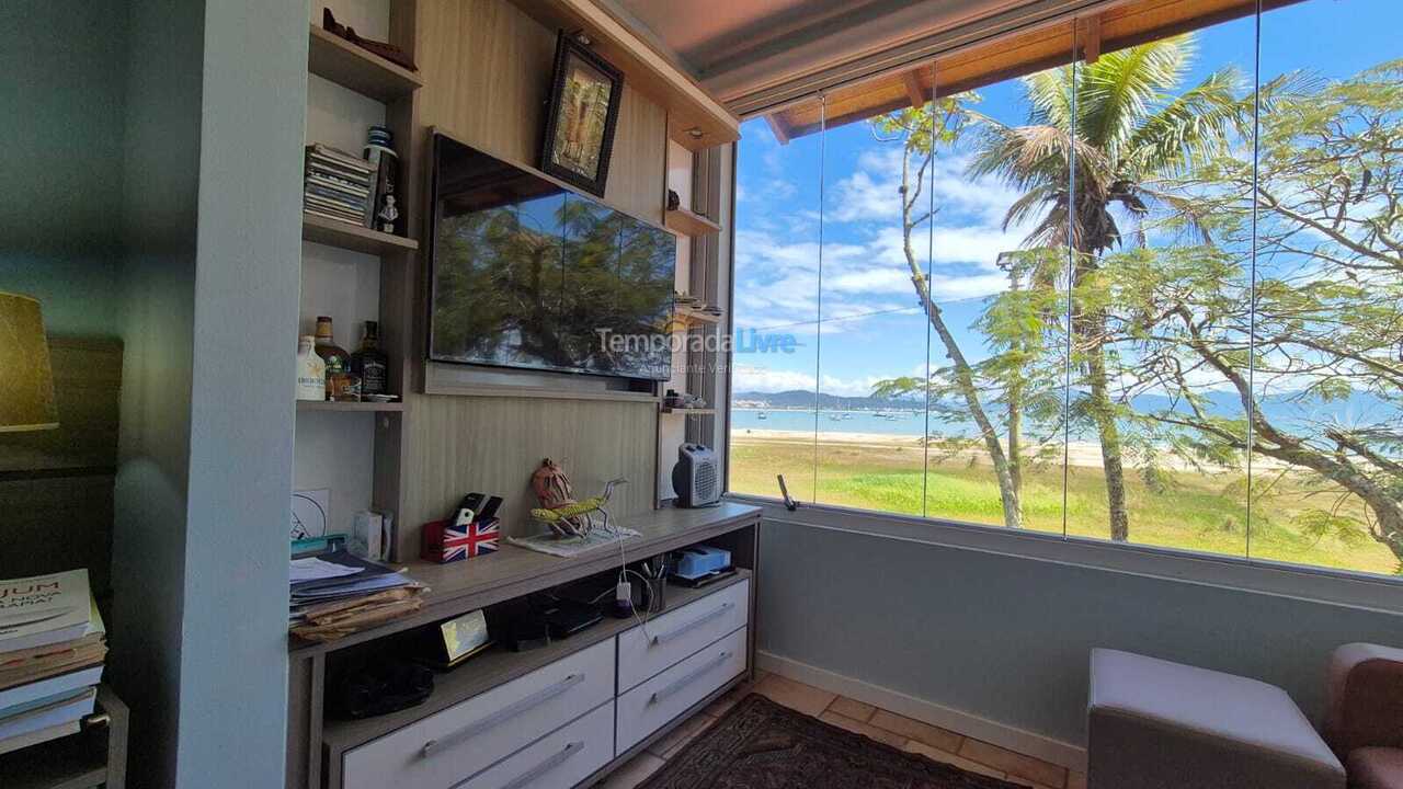 House for vacation rental in Florianópolis (Jurere Tradicional)