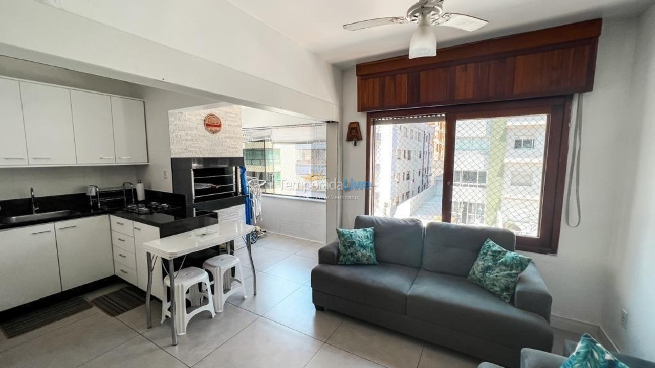 Apartamento para aluguel de temporada em Capão da Canoa (Centro)