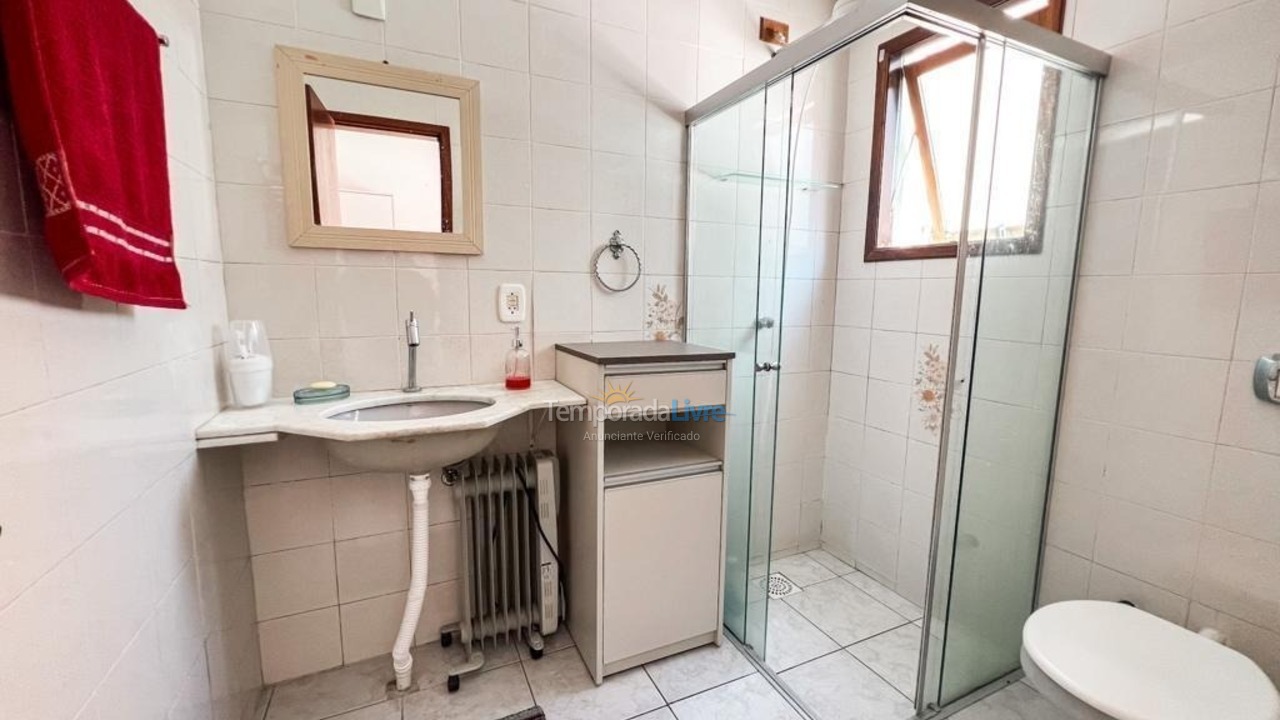 Apartamento para aluguel de temporada em Capão da Canoa (Centro)