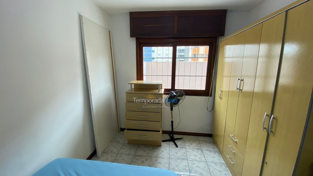 Apartamento para aluguel de temporada em Capão da Canoa (Centro)