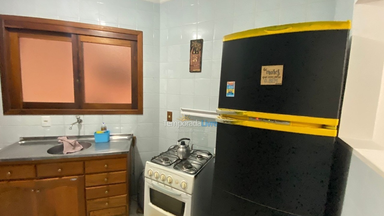 Apartamento para aluguel de temporada em Capão da Canoa (Centro)
