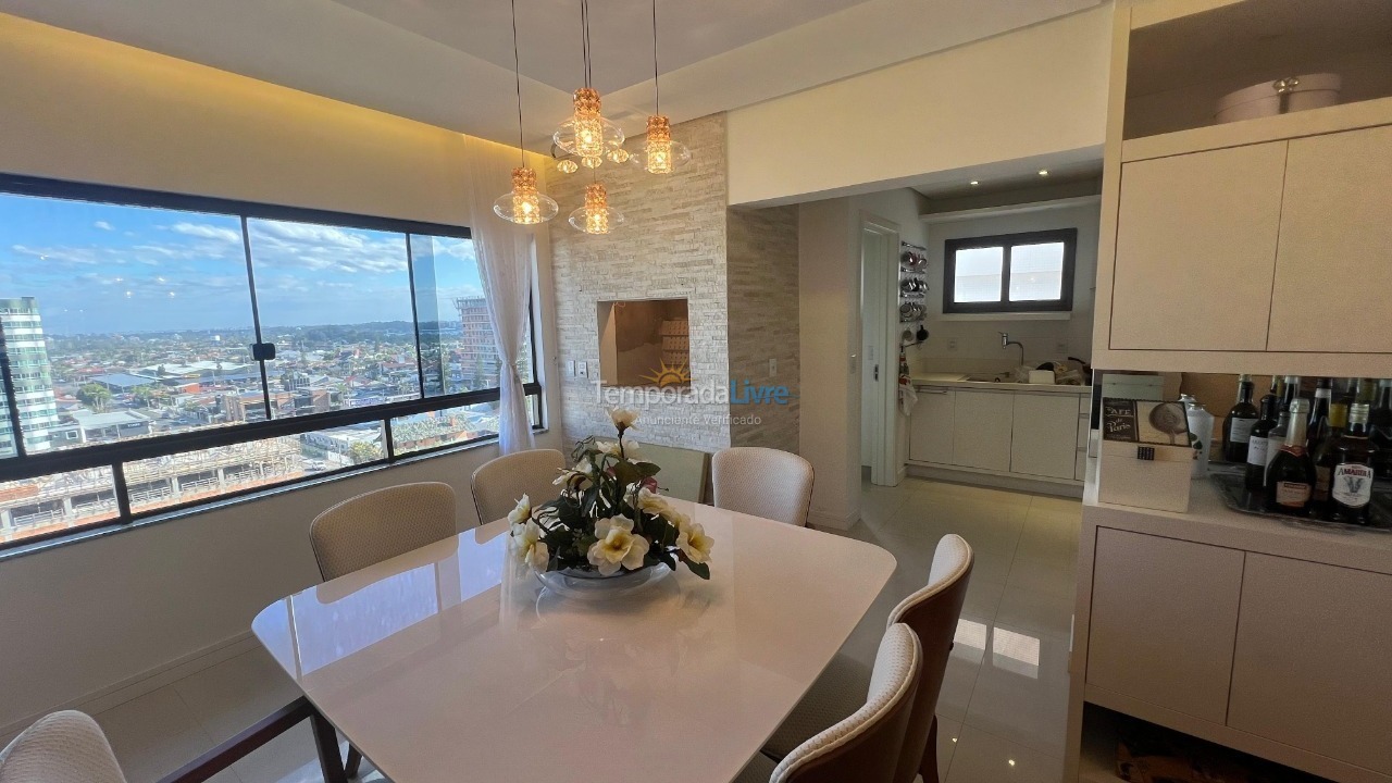 Apartamento para aluguel de temporada em Capão da Canoa (Navegantes)