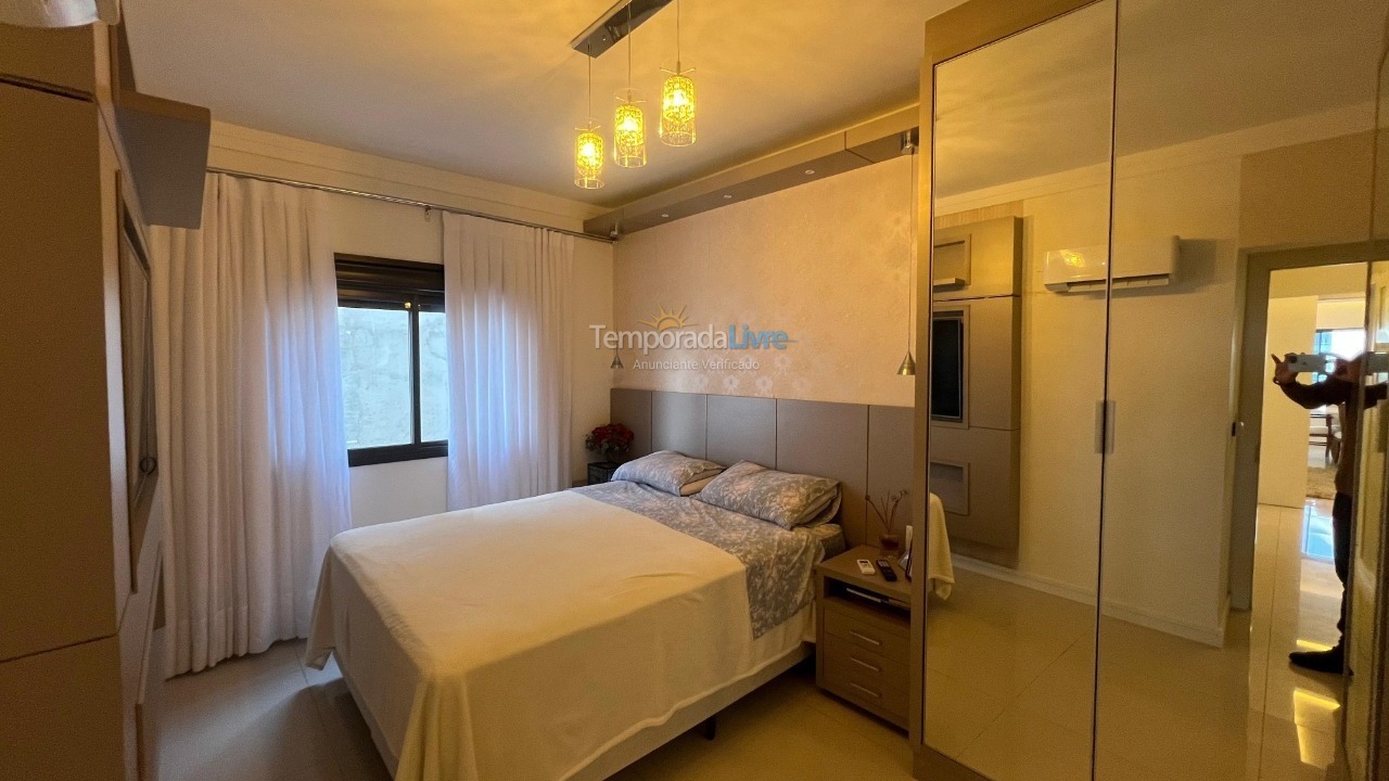 Apartamento para aluguel de temporada em Capão da Canoa (Navegantes)