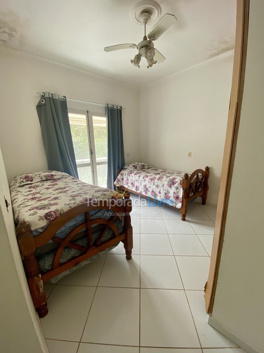 House for vacation rental in Bertioga (Praia de Guaratuba)