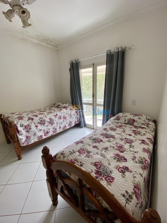 House for vacation rental in Bertioga (Praia de Guaratuba)