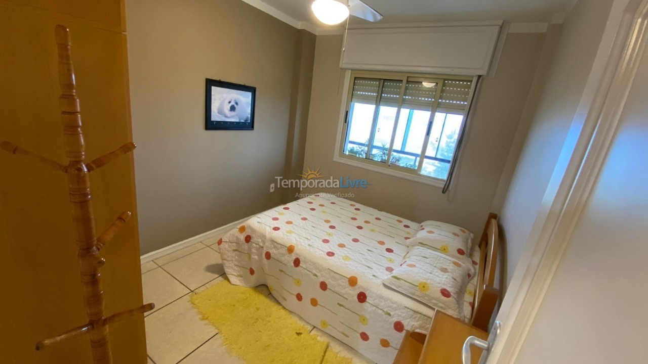 Apartamento para aluguel de temporada em Capão da Canoa (Centro)