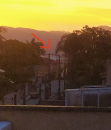 Aqui ea cobertura,,e lá a praia 🏖️,,, pé na areia 