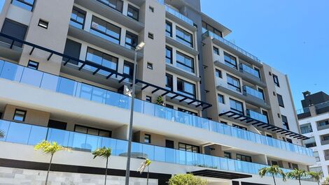 Apartamento 2 Suítes em Jurerê Internacional