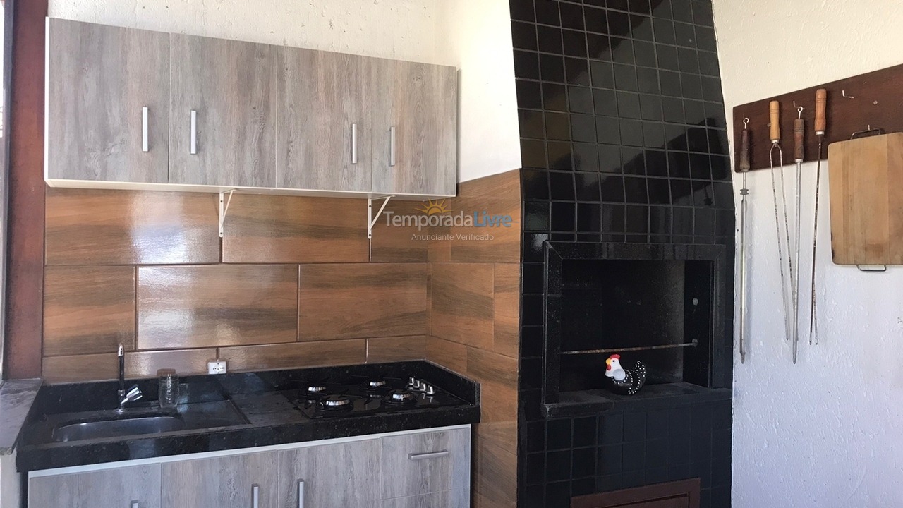 Apartamento para aluguel de temporada em Palhoça (Praia da Pinheira)