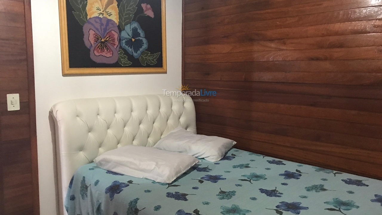 Apartamento para aluguel de temporada em Palhoça (Praia da Pinheira)