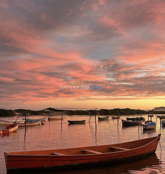 Apartamento para aluguel de temporada em Palhoça (Praia da Pinheira)